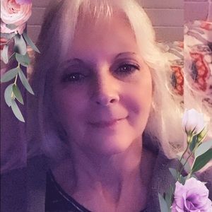 Meet your Posher, Dolores